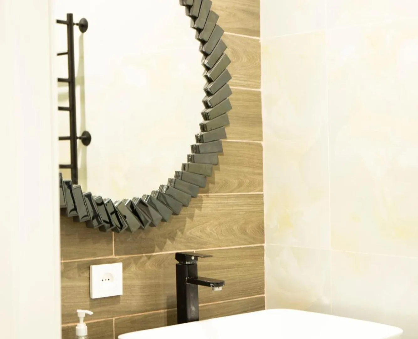 2-Room Apartment Nest Grand 236 Almaty Kazakhstan